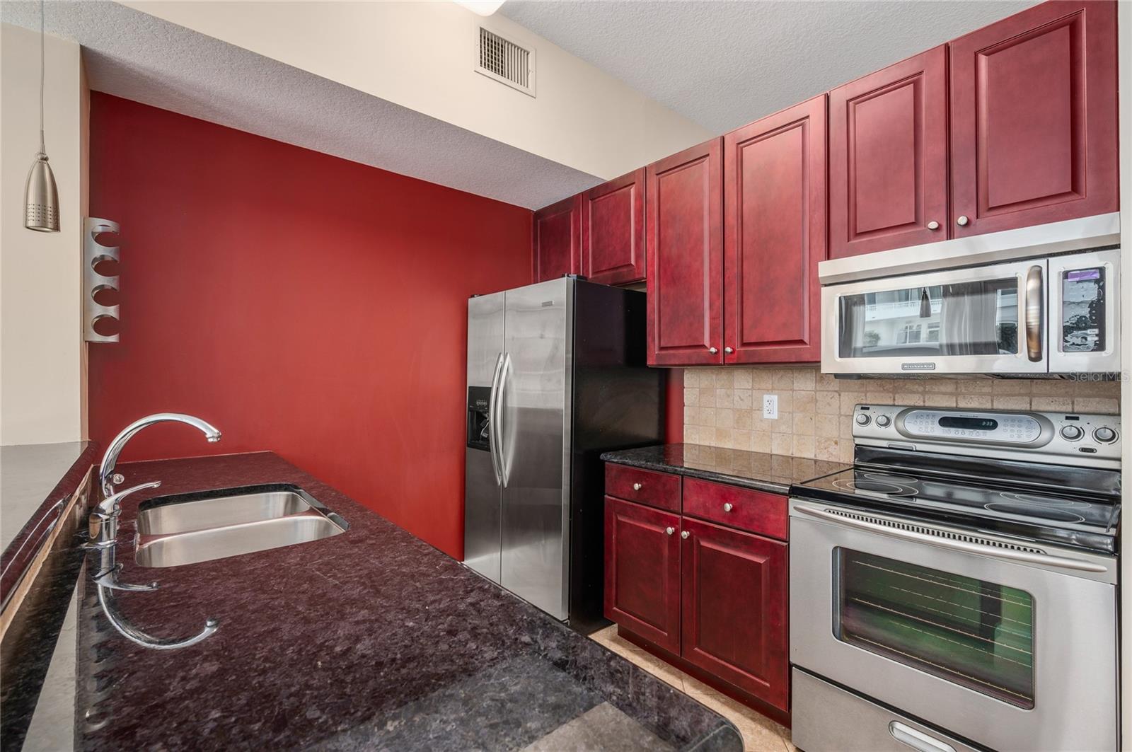 101 S Eola Dr #519 Property Photo 17