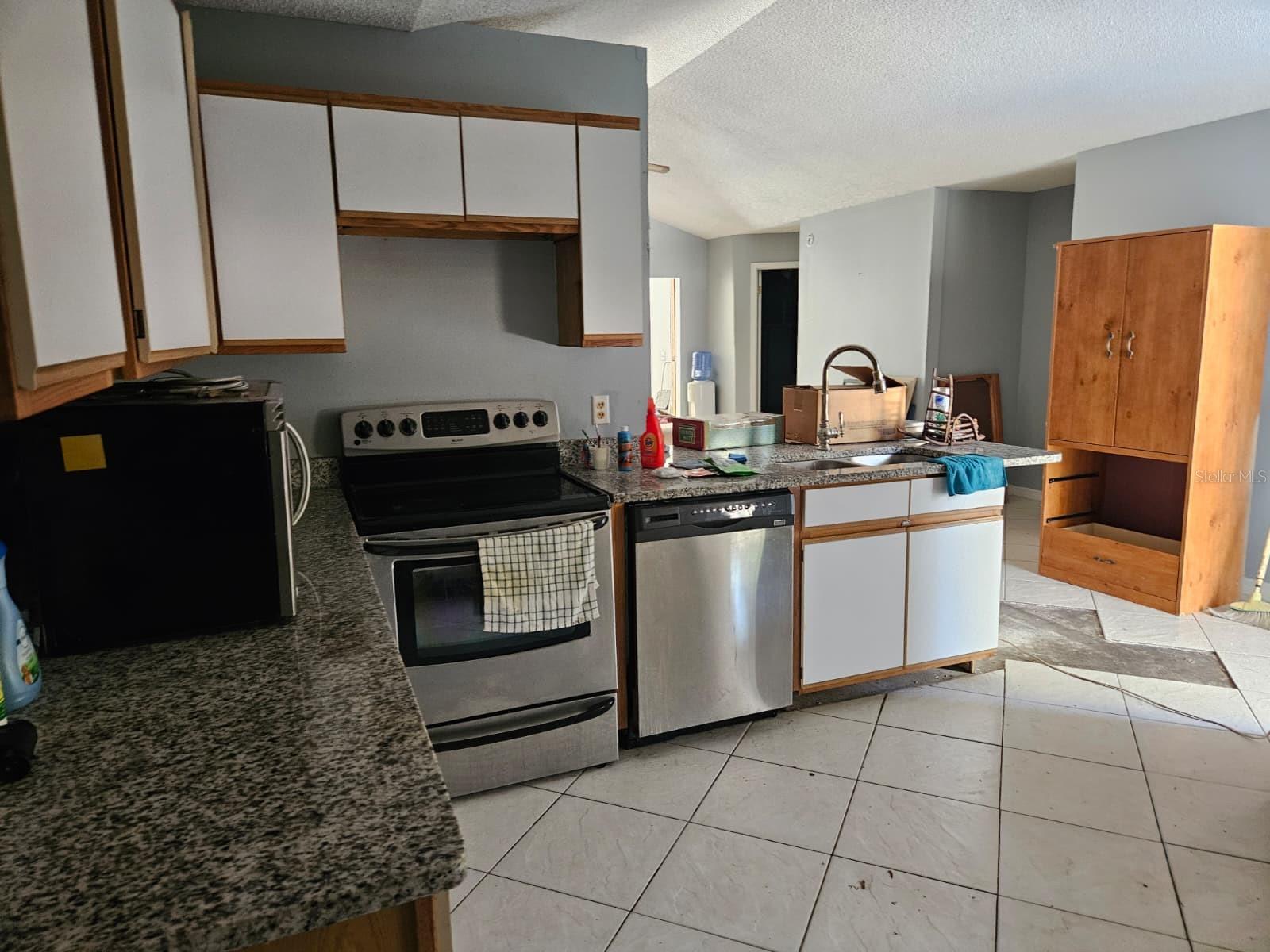 1821 17th St Property Photo 4