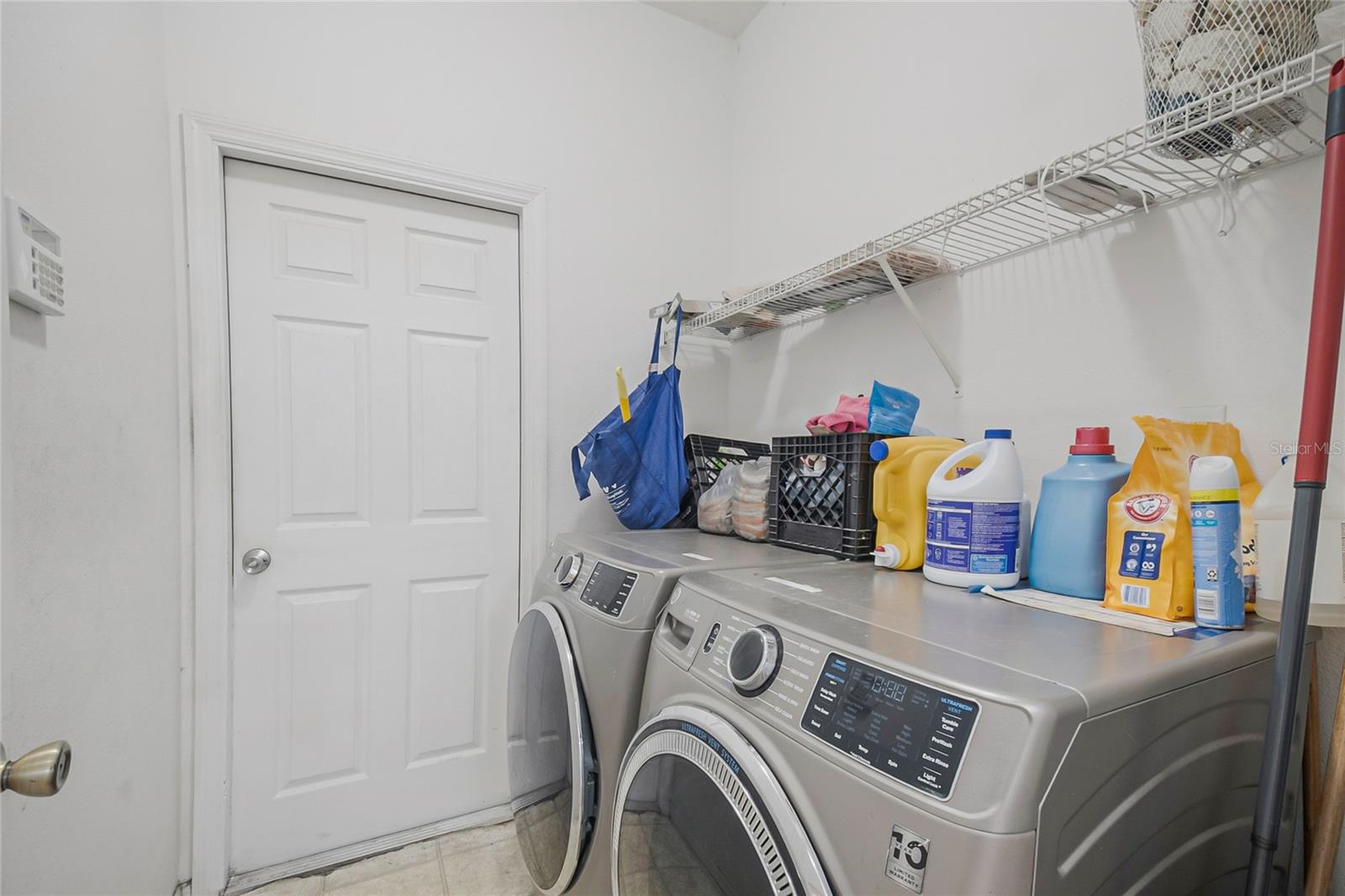 2782 Andes Way Property Photo 36