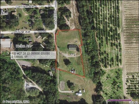 1002 Daniels St Property Photo 4