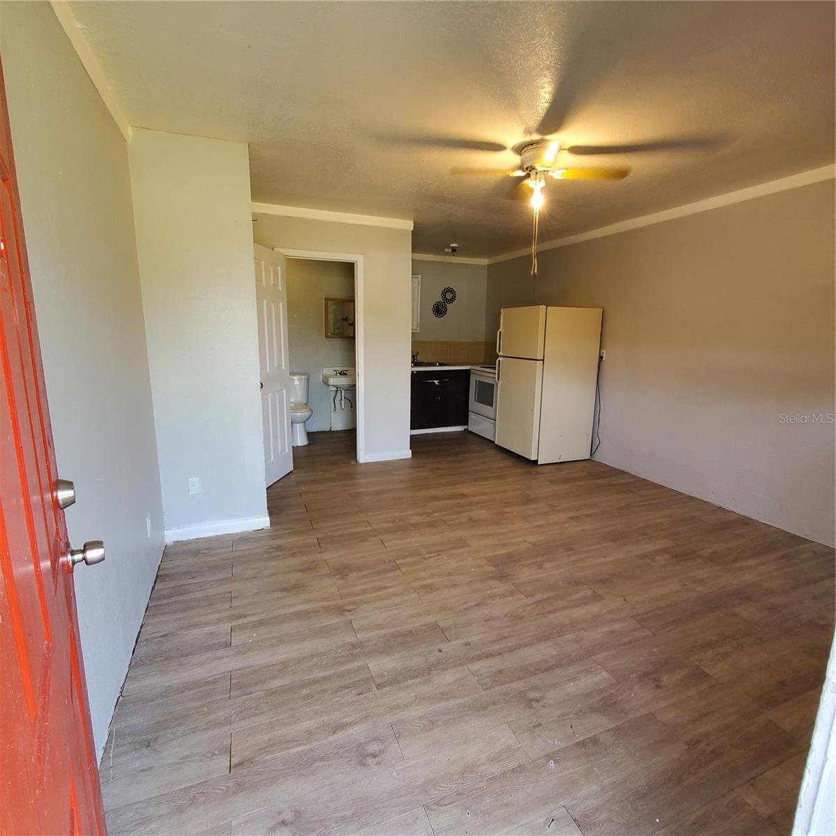 1002 Daniels St Property Photo 8