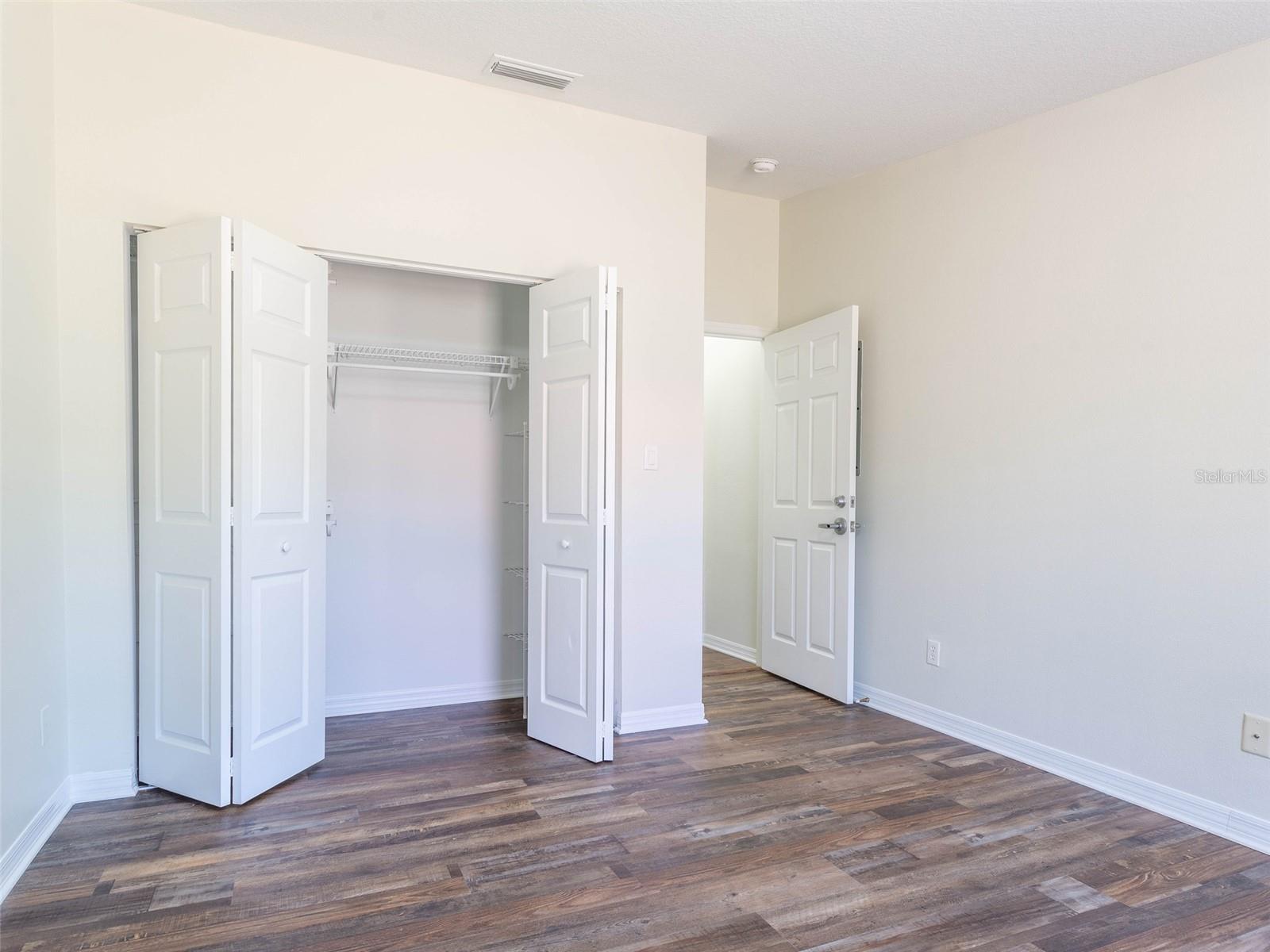 36921 Value Cir Property Photo 3