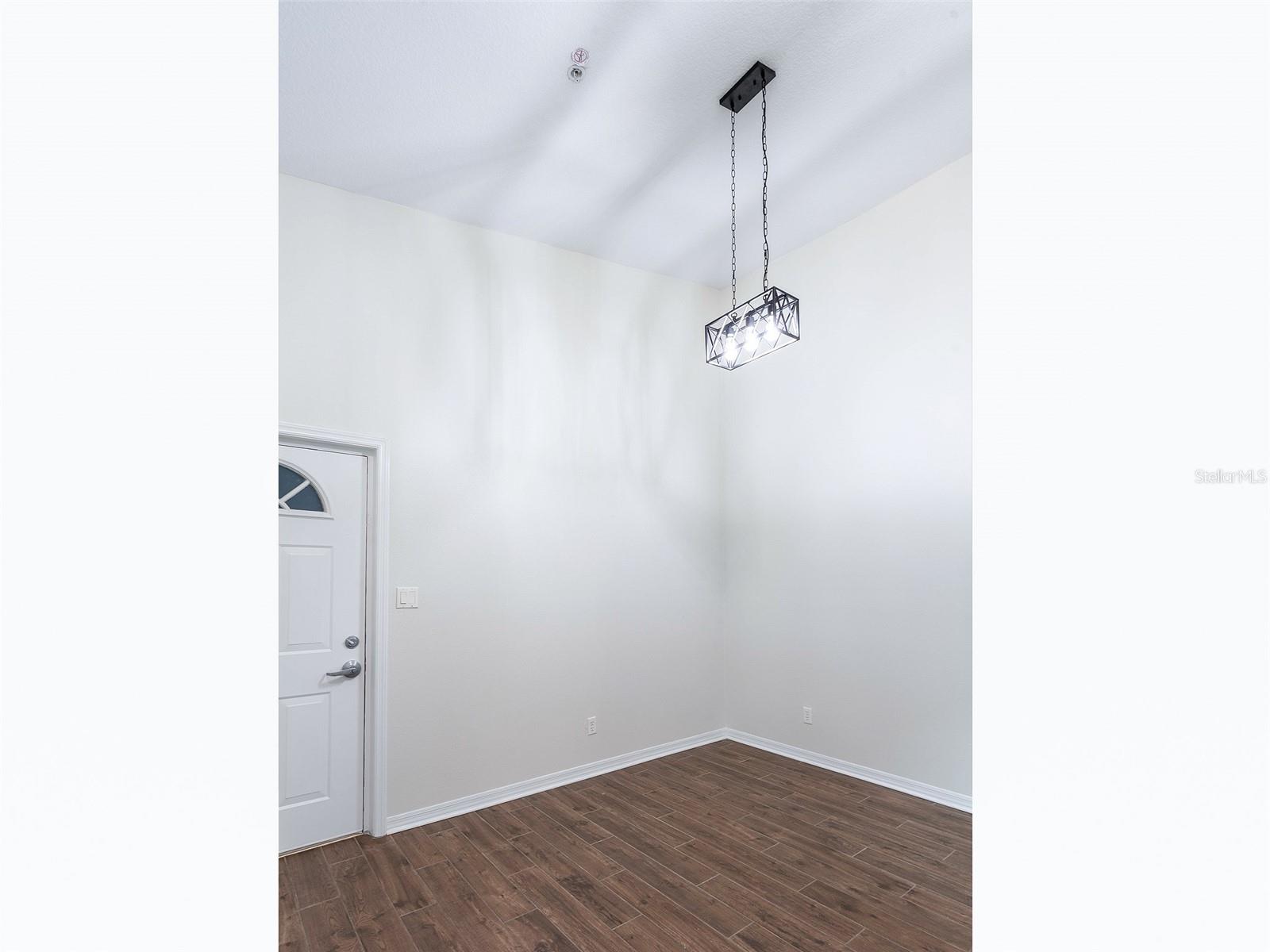 36921 Value Cir Property Photo 6
