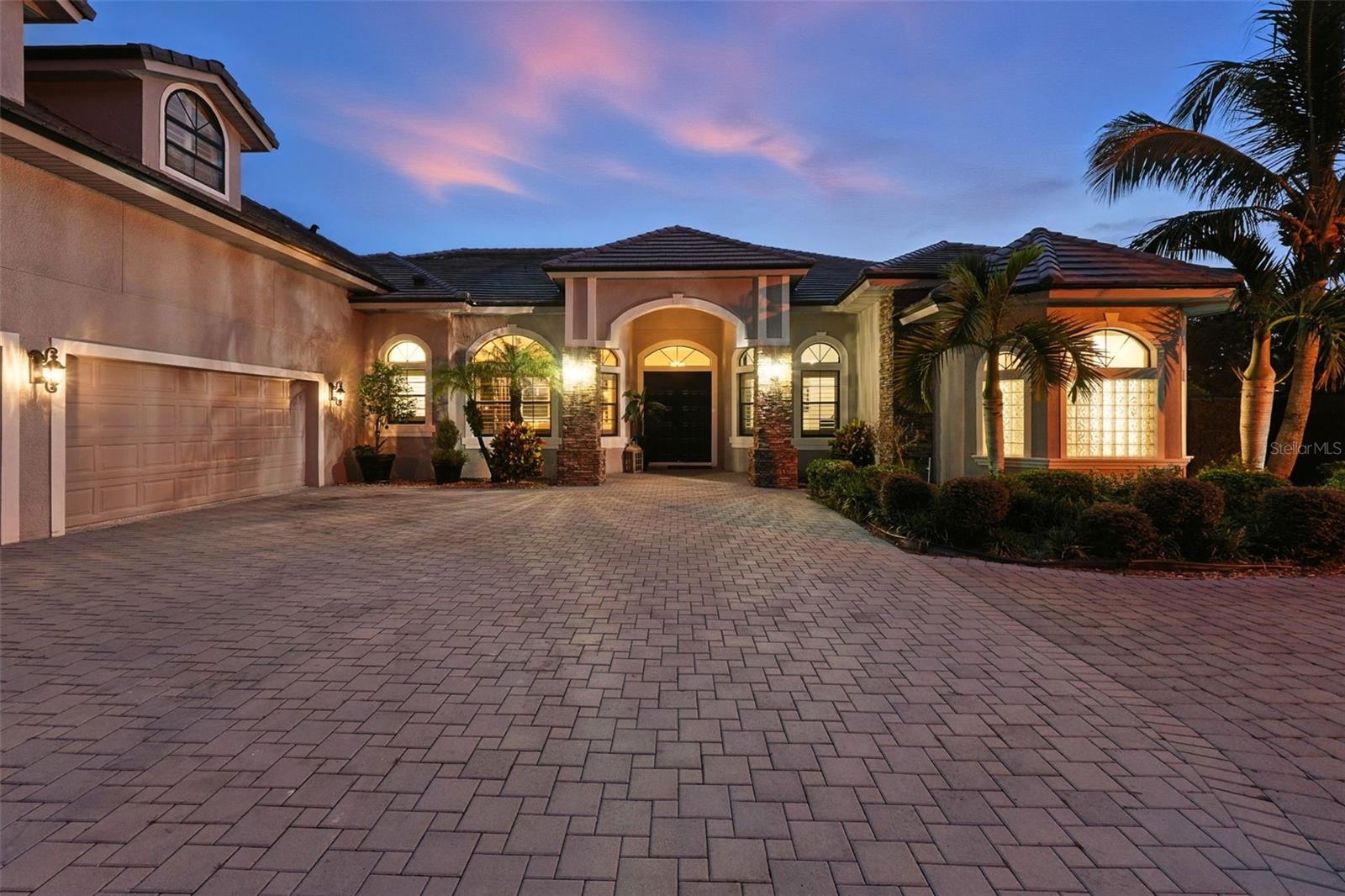 8830 Grey Hawk Pt Property Photo 2
