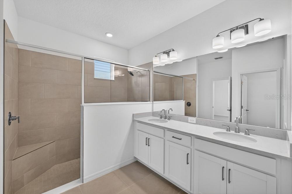 5259 Bowspirit Way Property Photo 11