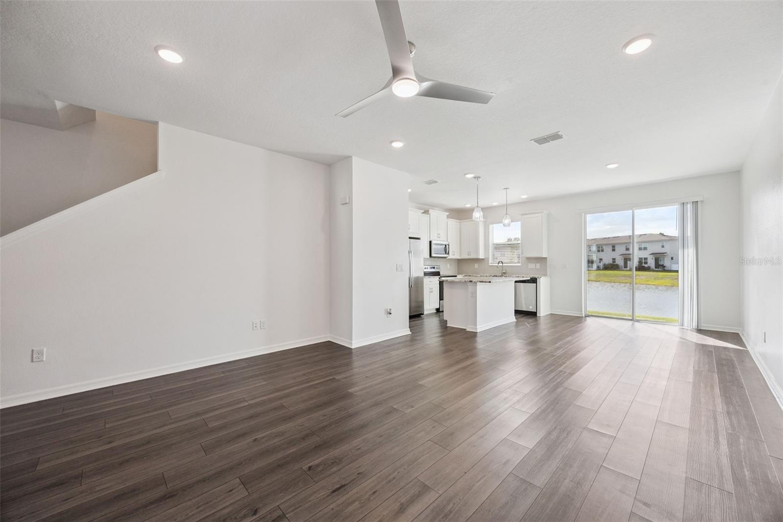 759 Spring Palms Loop Property Photo 3