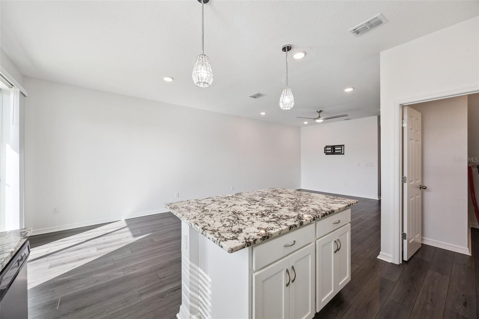759 Spring Palms Loop Property Photo 7