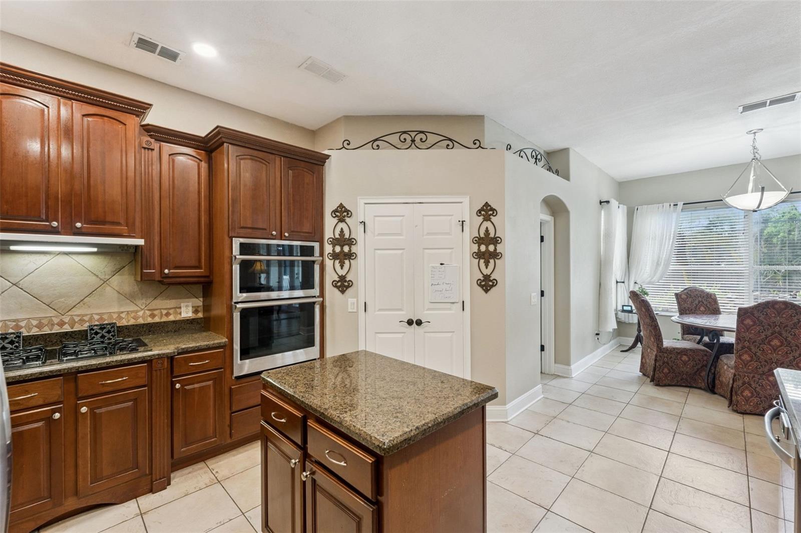 216 Juniper Ridge Ct Property Photo 16