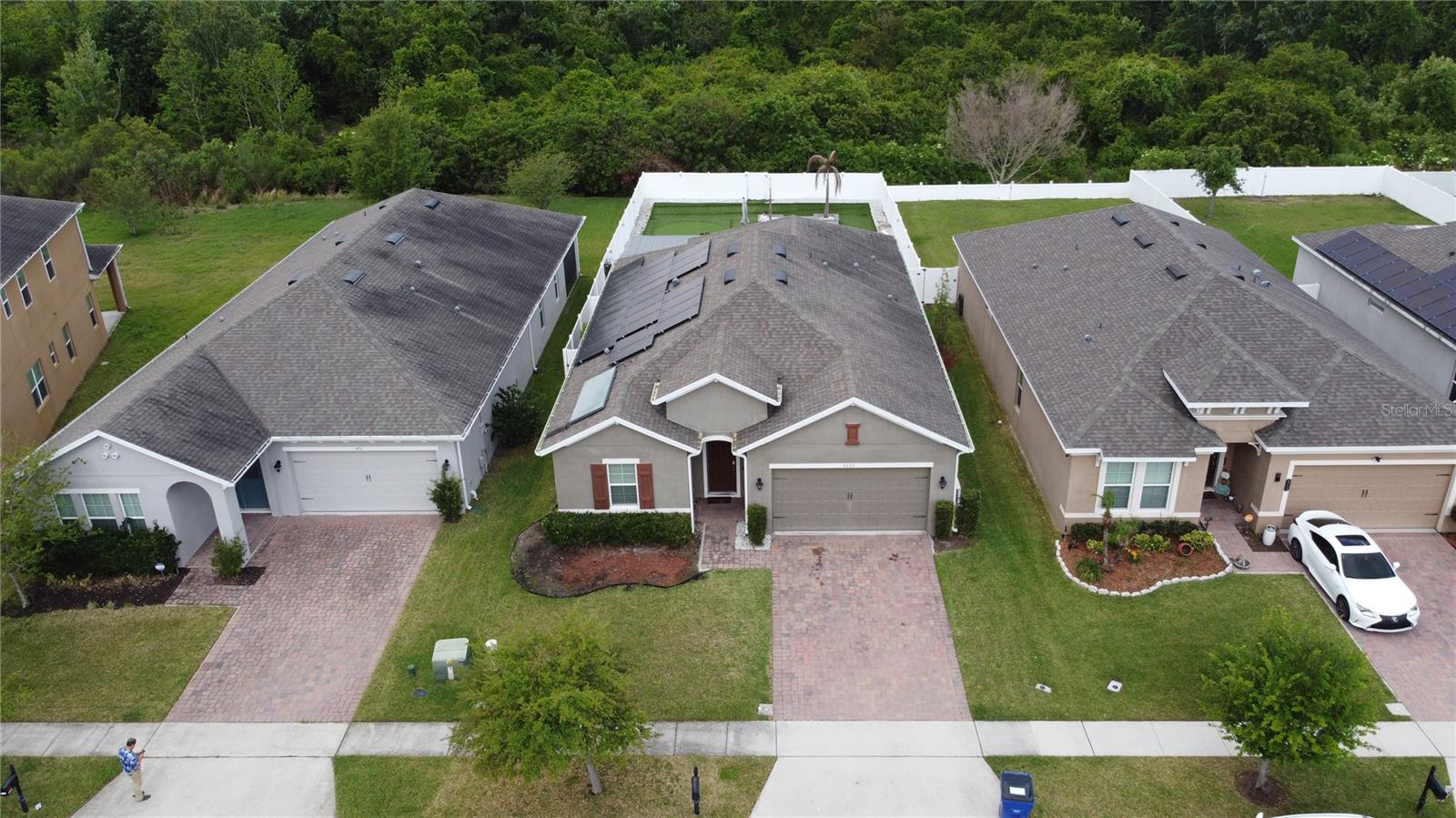 4753 Riverwalk Dr Property Photo 7