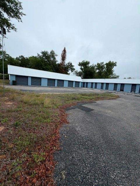 651 W Desoto St Property Photo 3