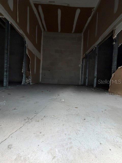 651 W Desoto St Property Photo 4