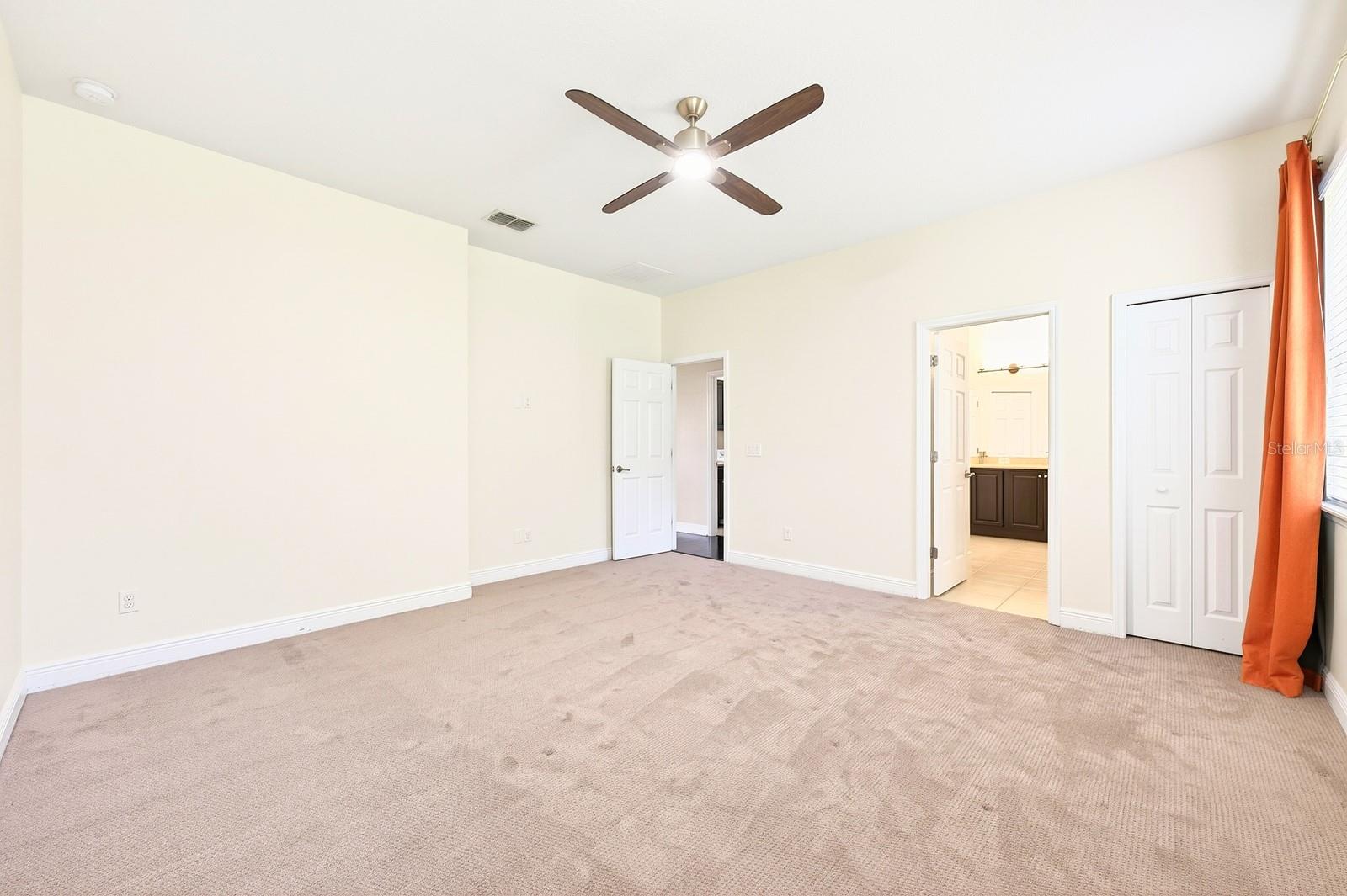 918 Seburn Rd Property Photo 15