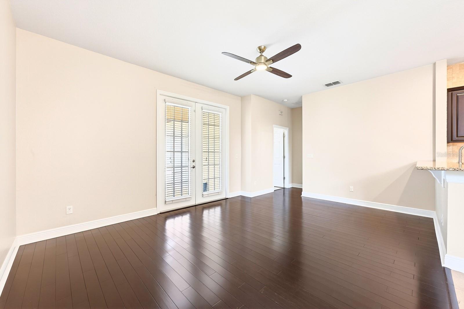 918 Seburn Rd Property Photo 31