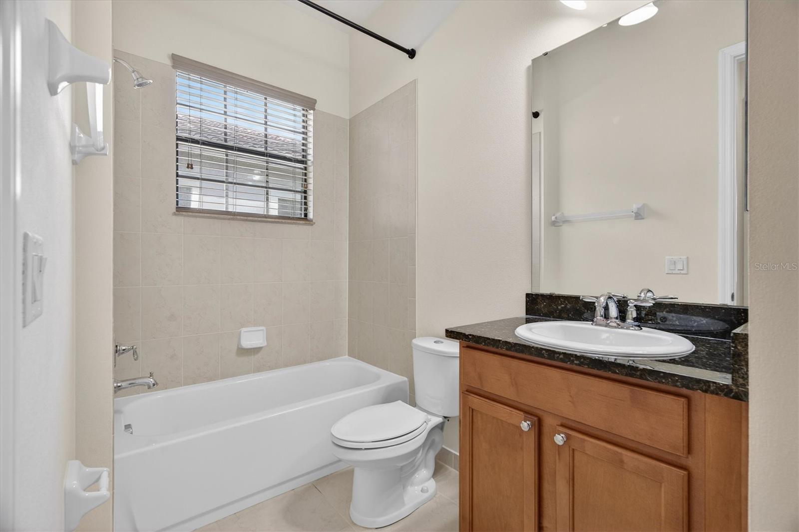 10429 Stapeley Dr Property Photo 10