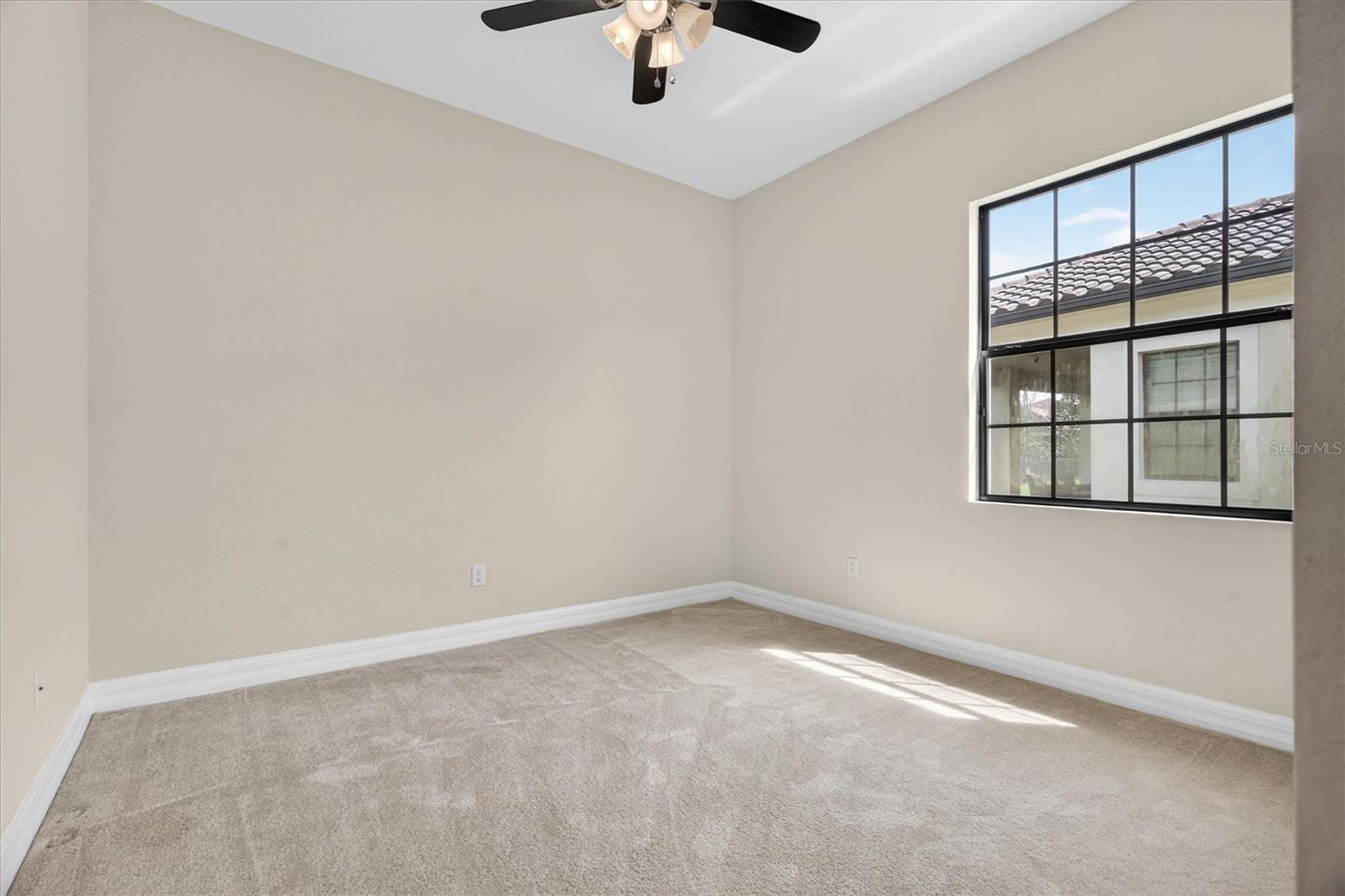 10429 Stapeley Dr Property Photo 18