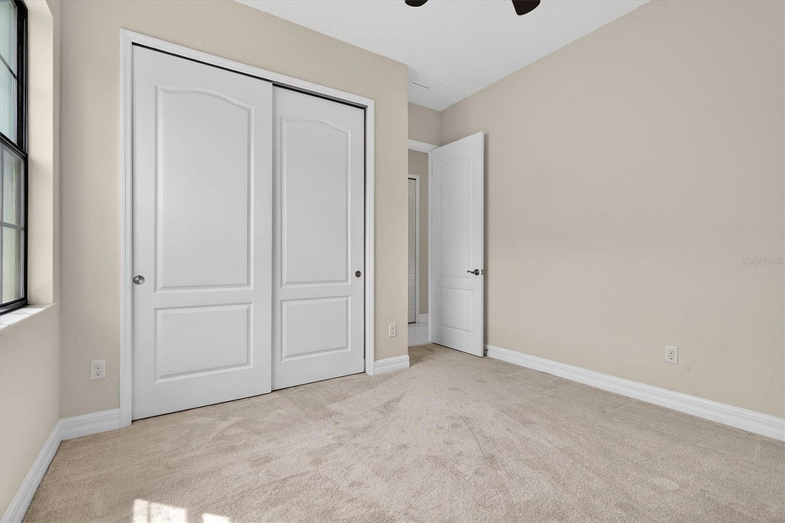 10429 Stapeley Dr Property Photo 19