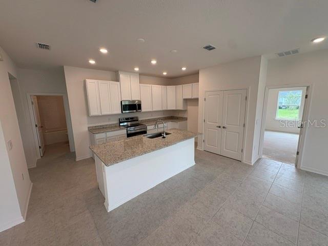 28 Wood Acre Ln Property Photo 5