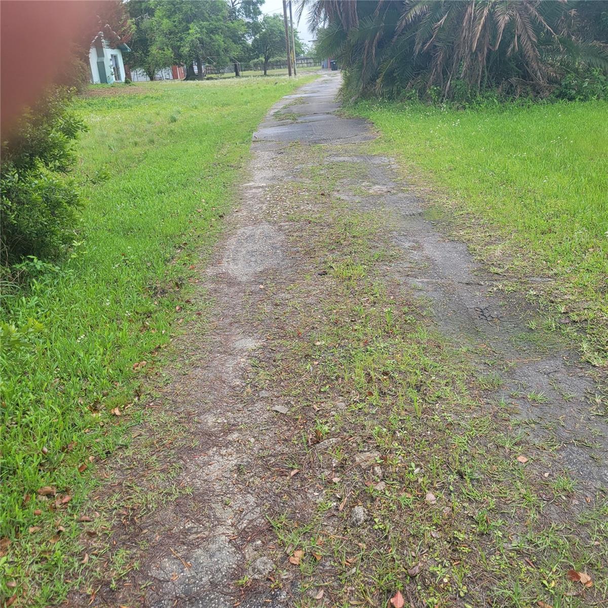 2122 Apopka Blvd Property Photo 3