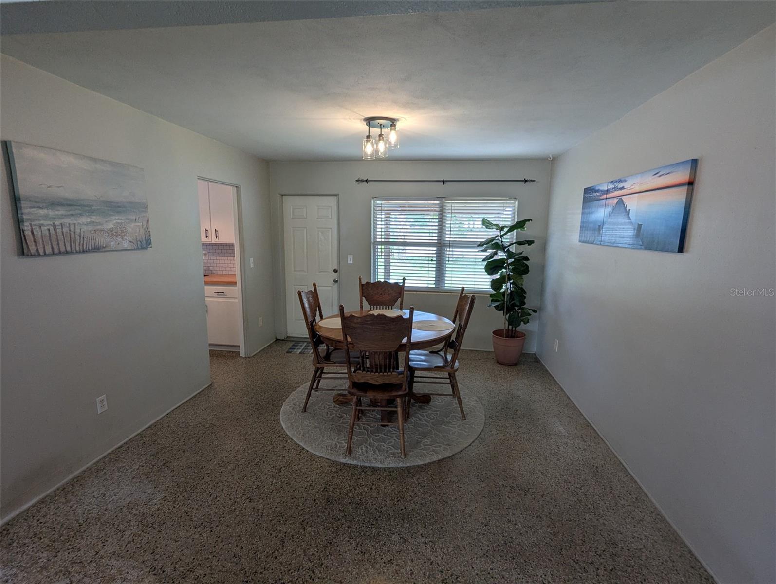 5421 Alloway St Property Photo 7