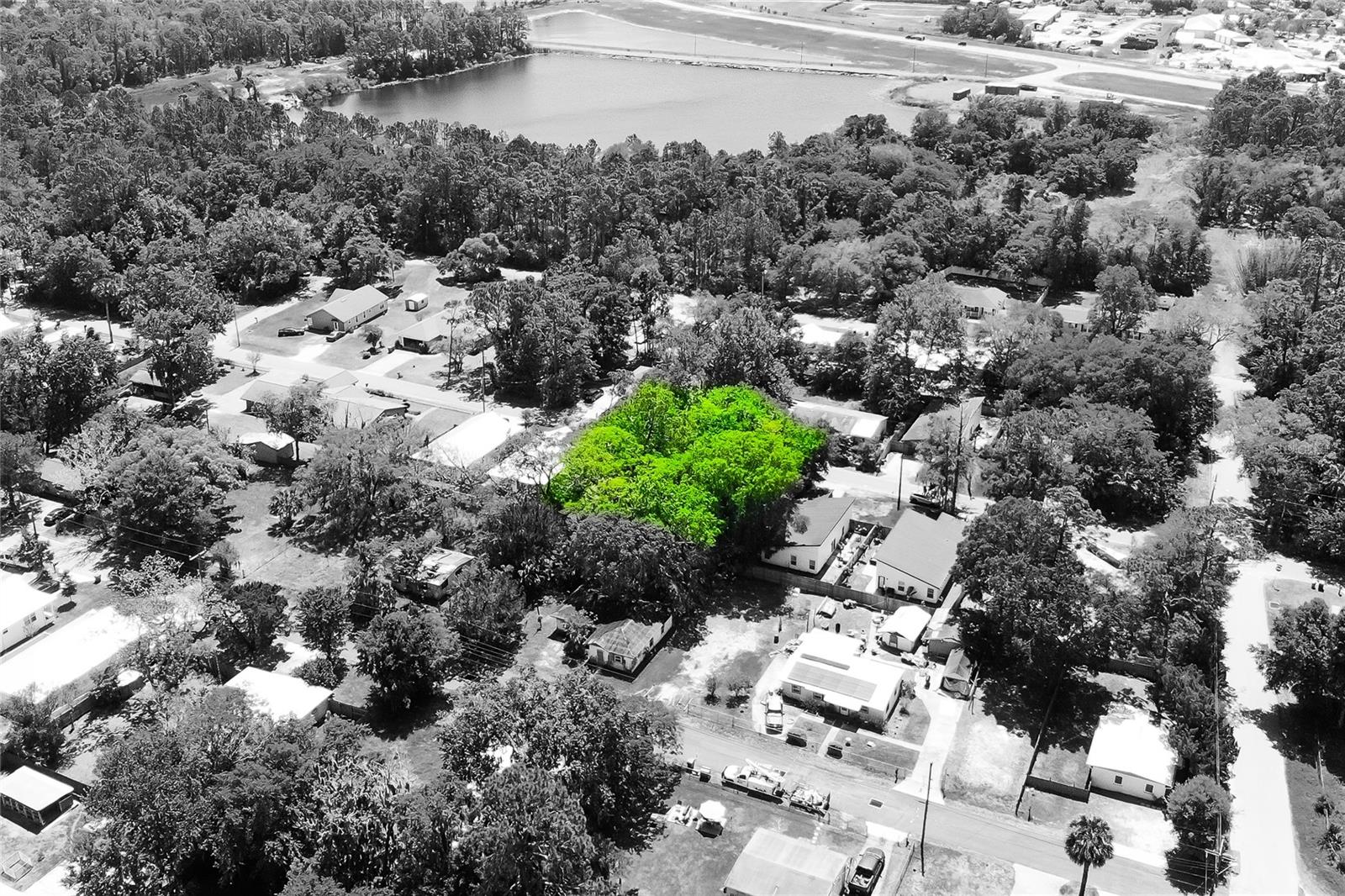1028 Collier Blvd Property Photo 12