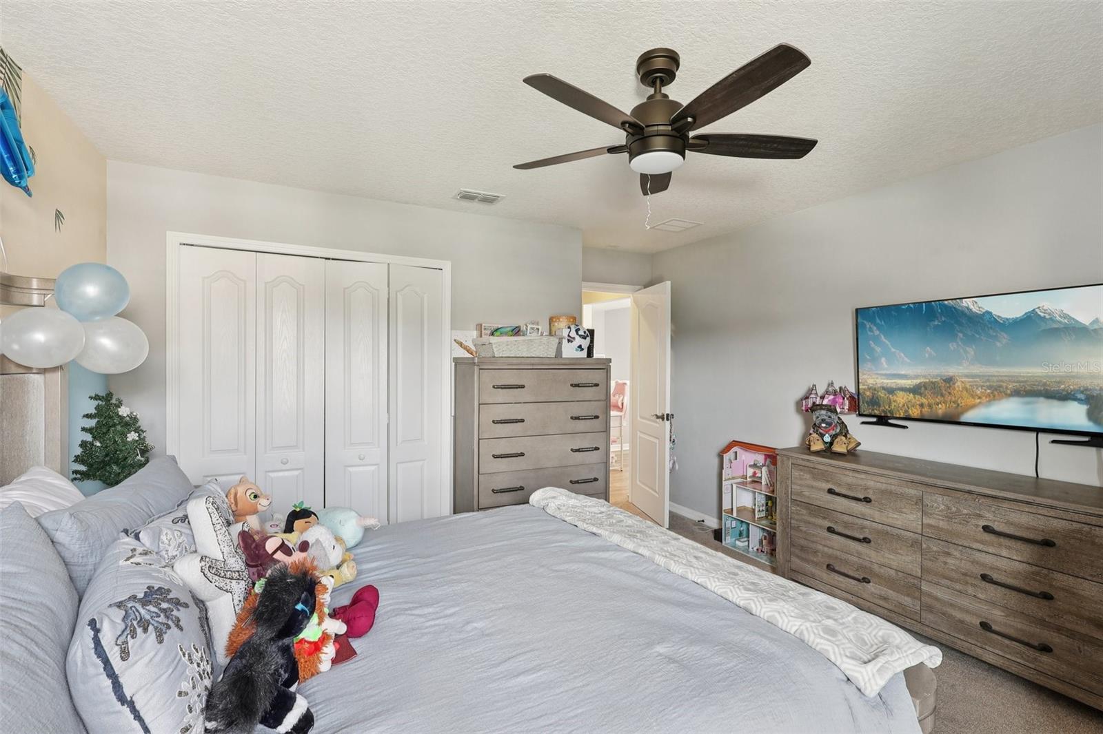 O6397172 Property Photo 34