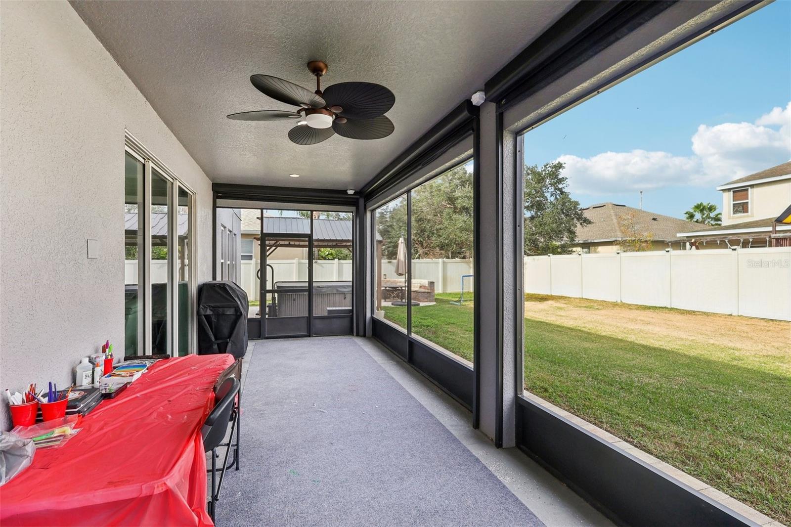 O6397172 Property Photo 45