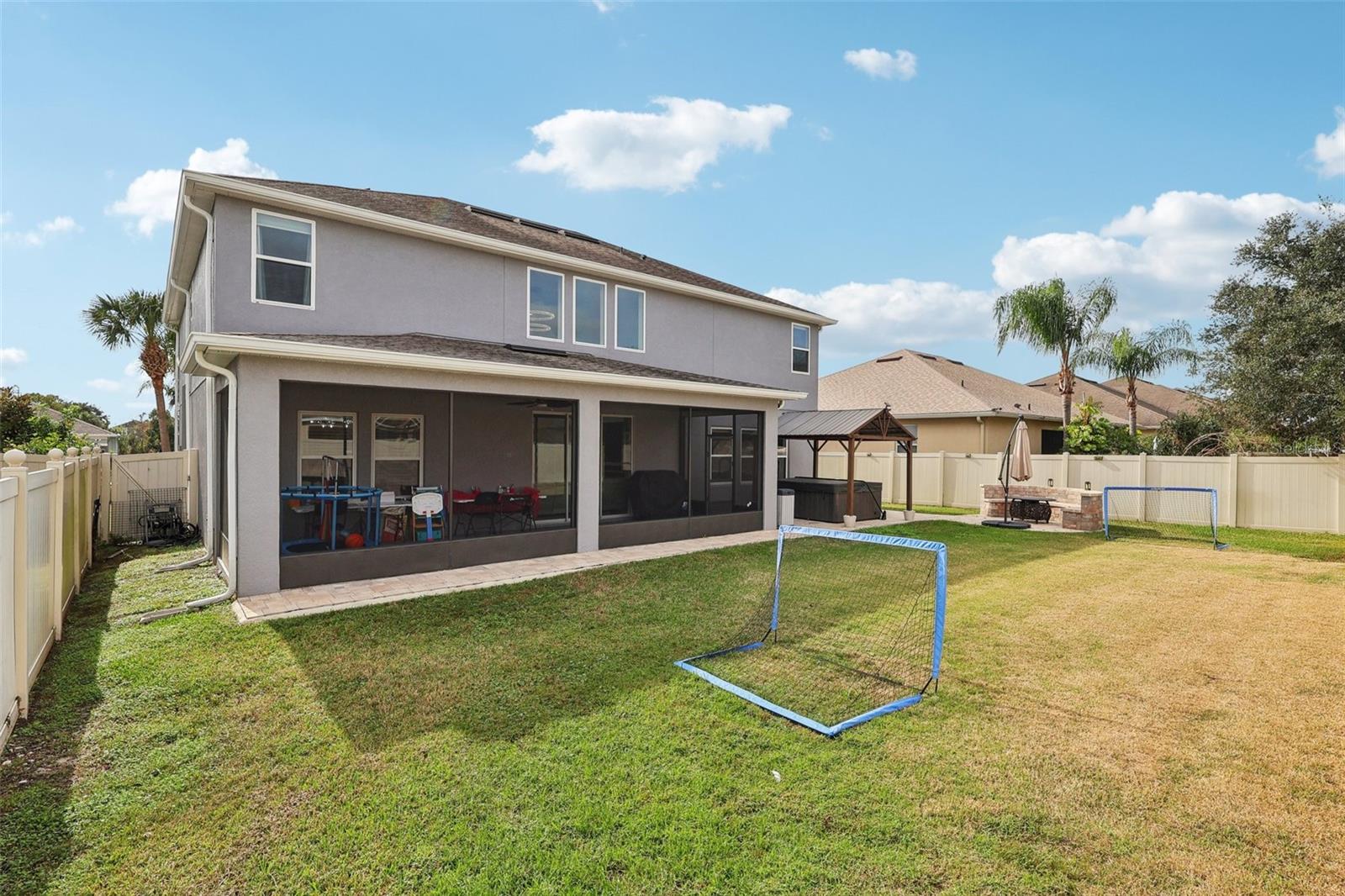 O6397172 Property Photo 46