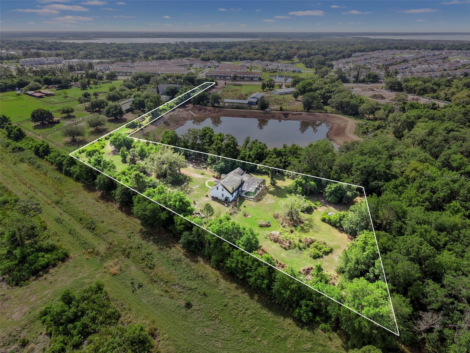 4385 BOGGY CREEK RD