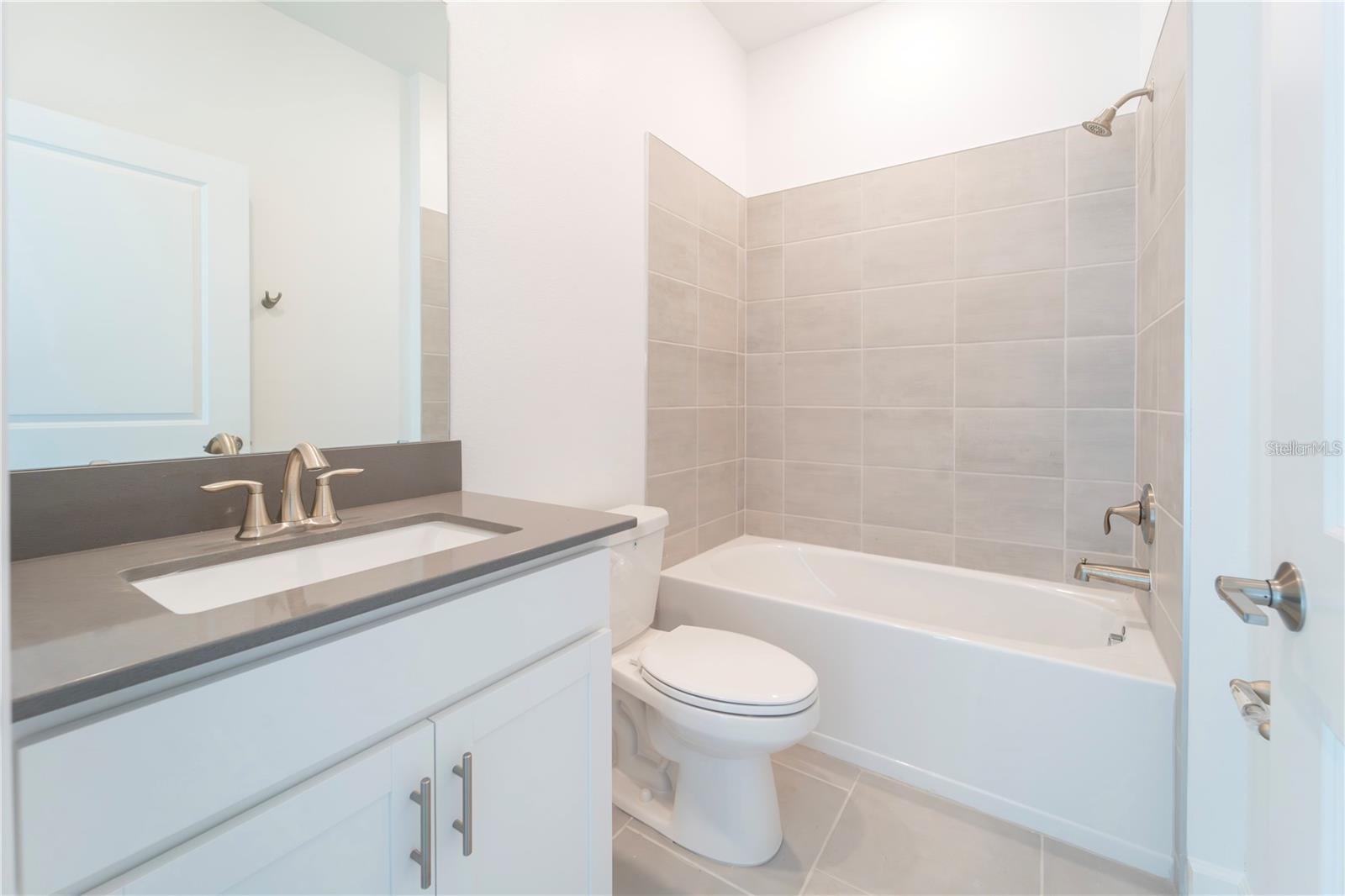 4032 Redbridge Loop Property Photo 12