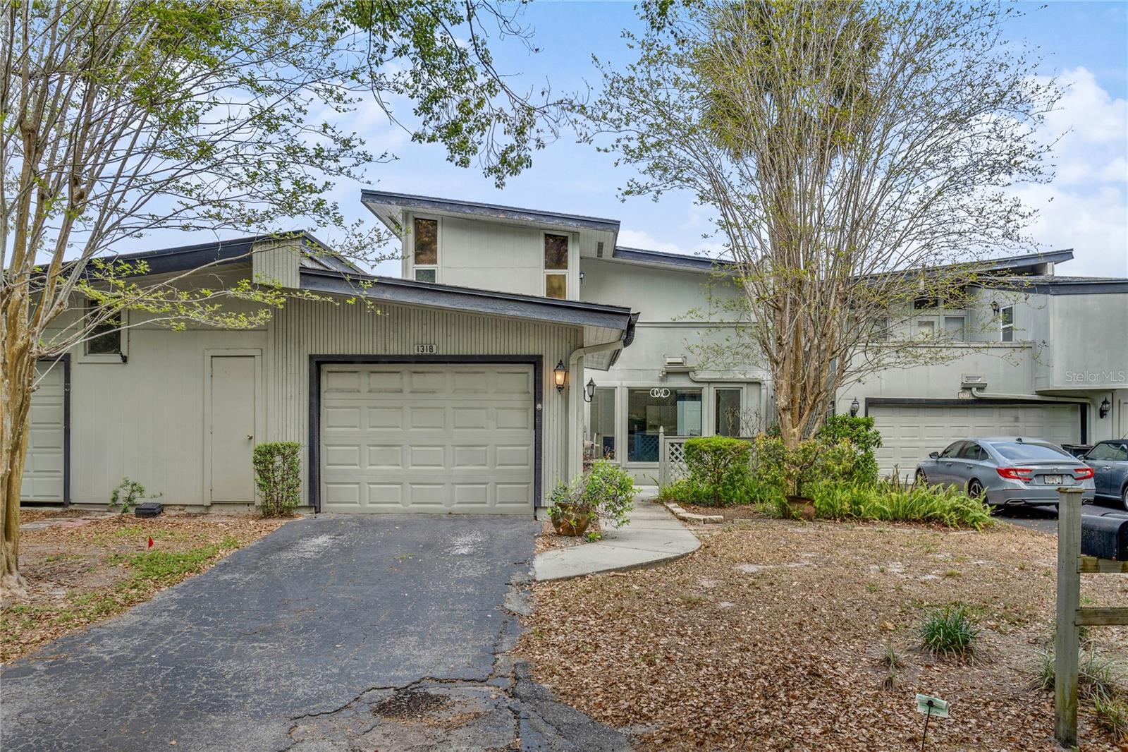 1318 CHEBON CT CT #Unit E-F Property Photo 1