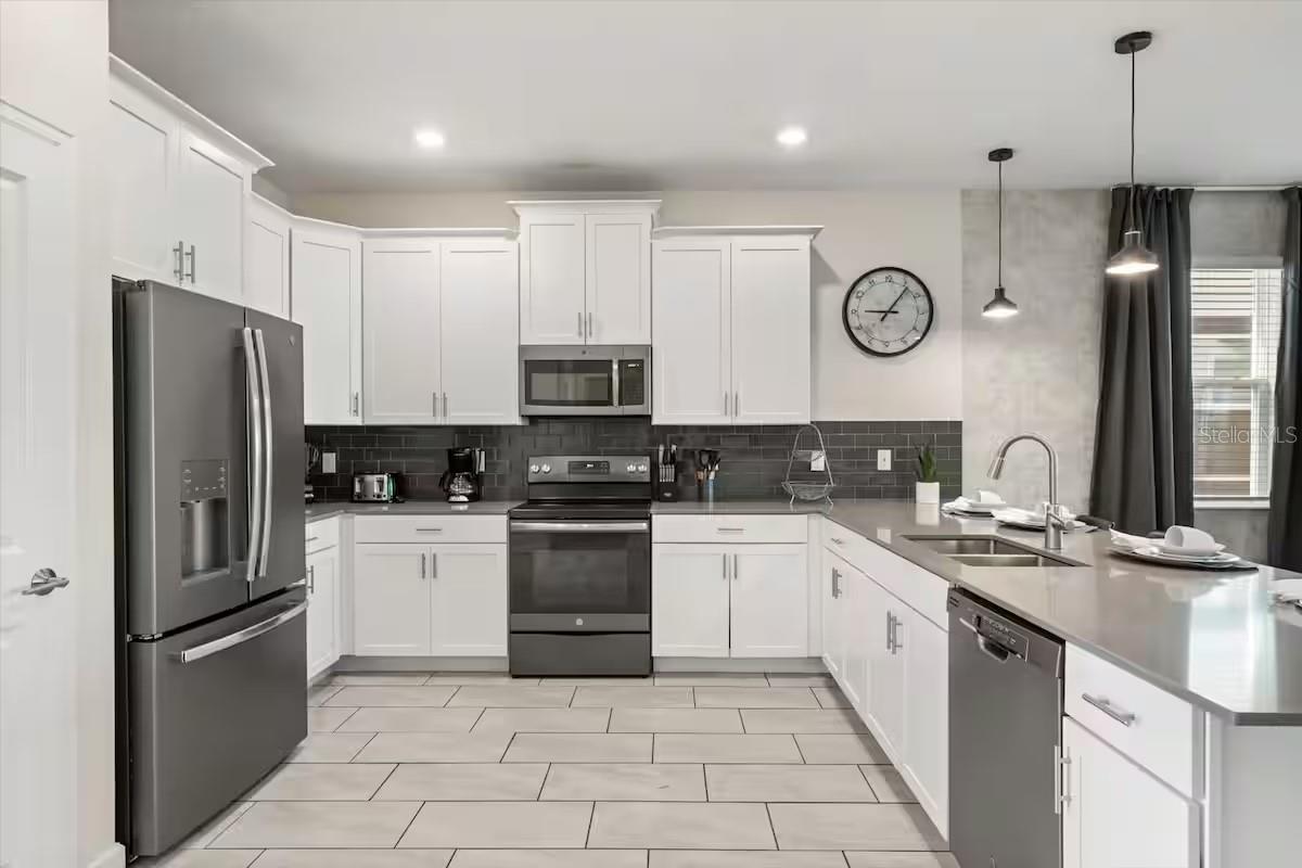 8882 Cabot Cliffs Dr Property Photo 8