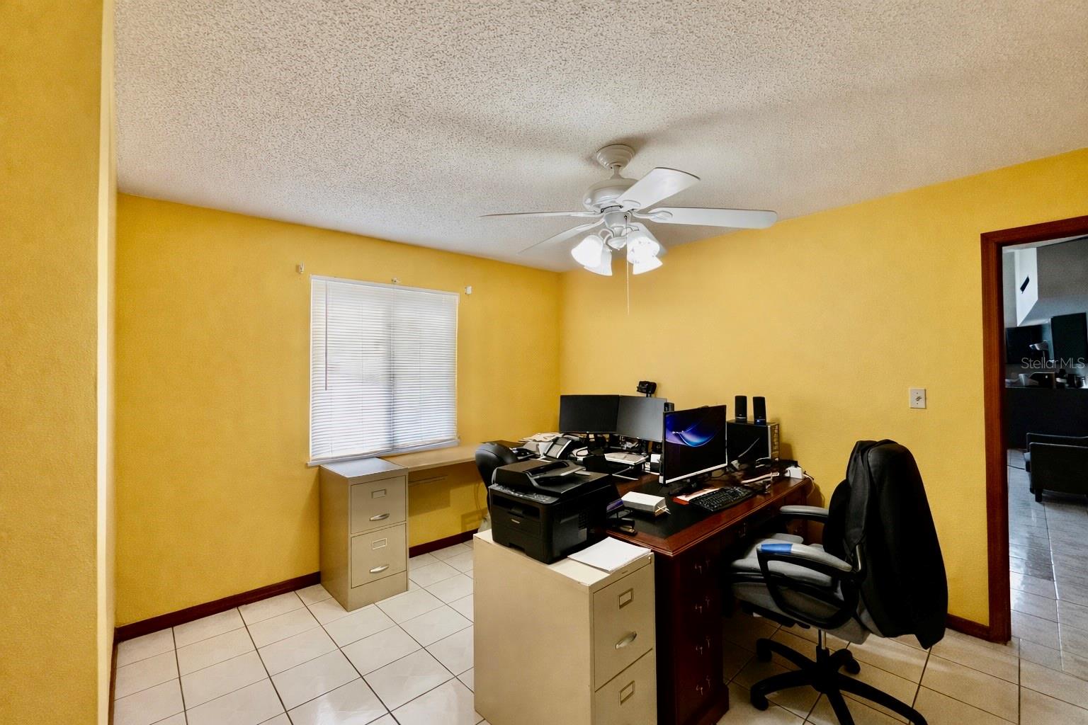 2627 Coventry Ln Property Photo 12