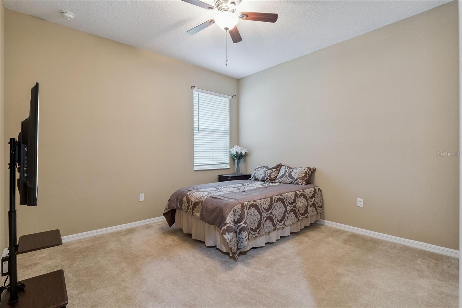 2028 Misty Glen Dr Property Photo 23