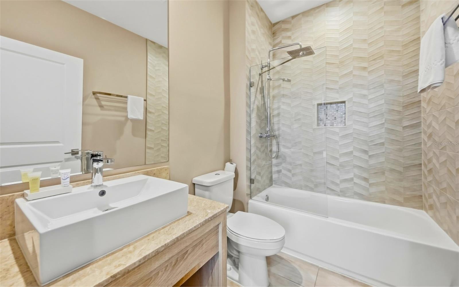 7455 Brooklyn Dr Property Photo 21