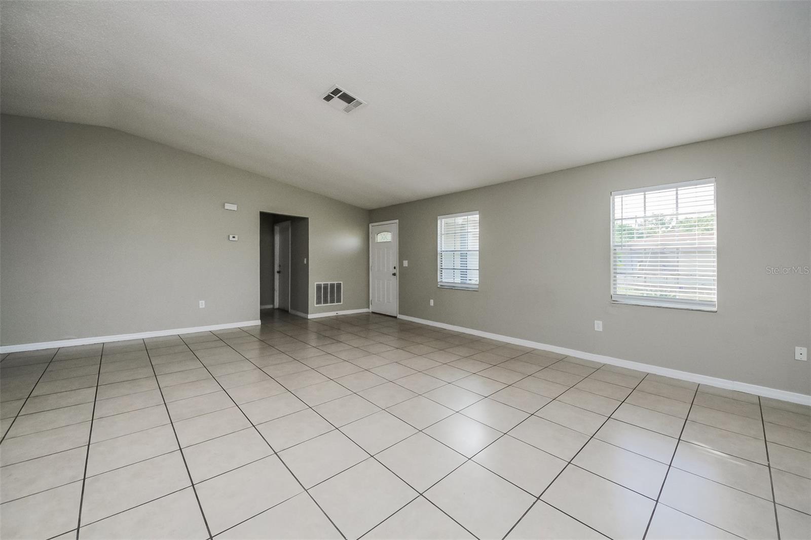 211 Cobalt Dr Property Photo 3