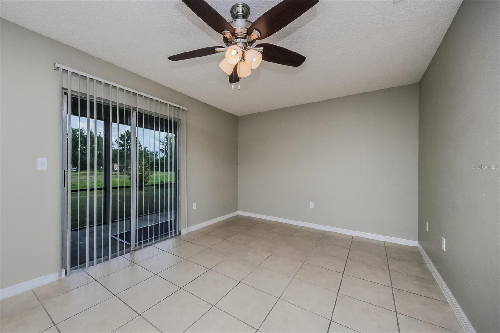 211 Cobalt Dr Property Photo 8