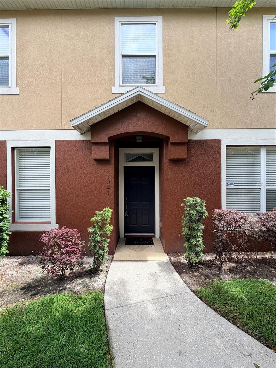 O6397443 Property Photo 2