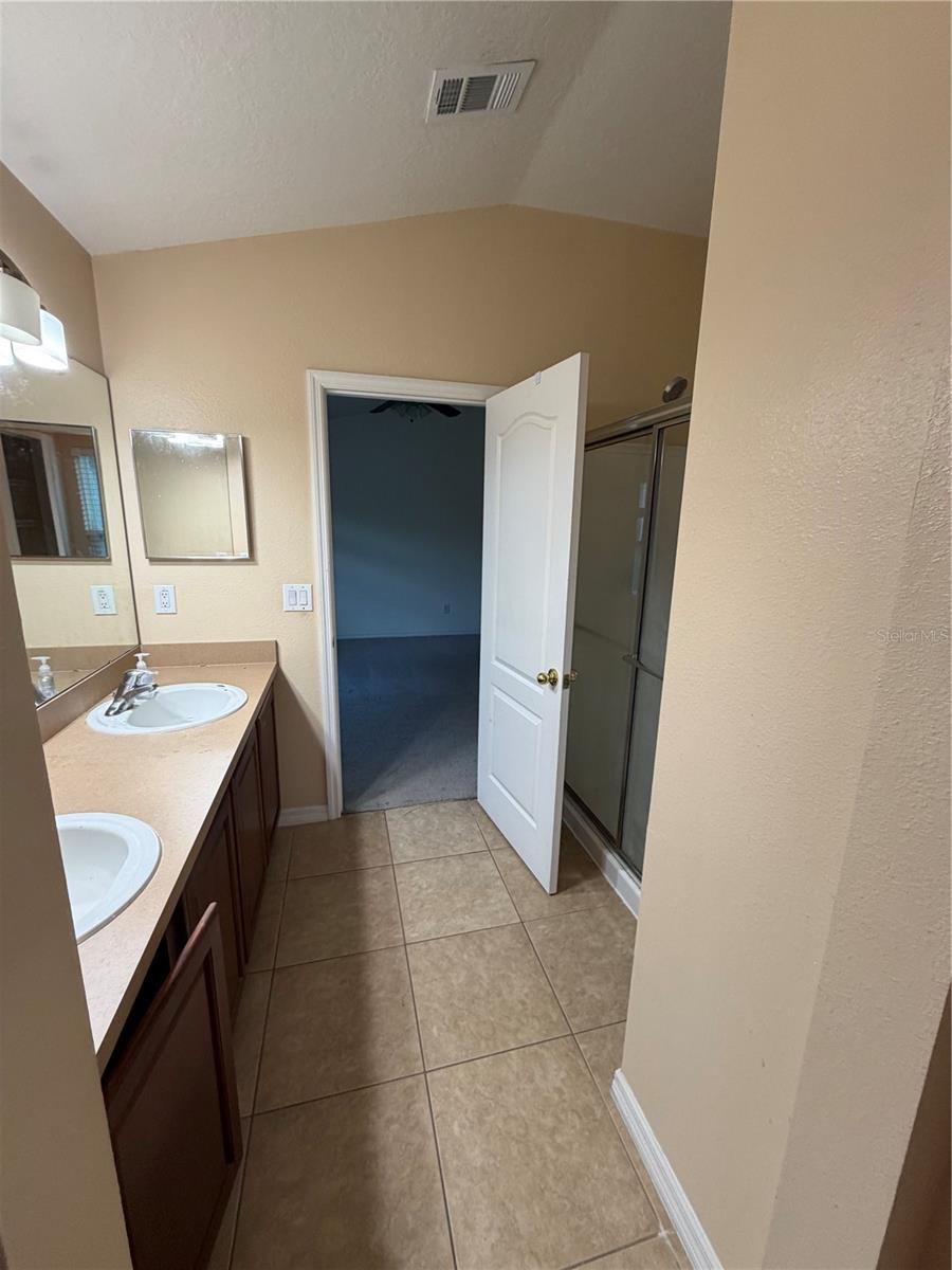 O6397443 Property Photo 16