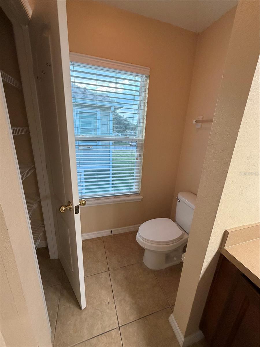 O6397443 Property Photo 17