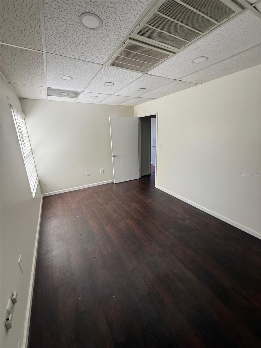 254 S Ronald Reagan Blvd #132 Property Photo 4