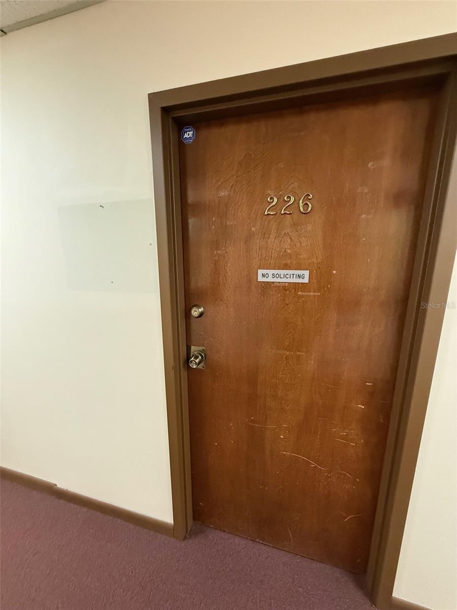 254 S Ronald Reagan Blvd #132 Property Photo 7