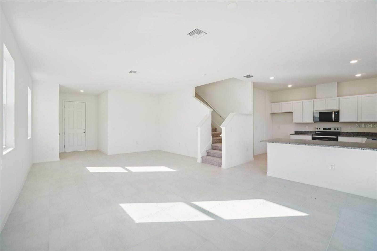 3438 Canberra Pl Property Photo 3