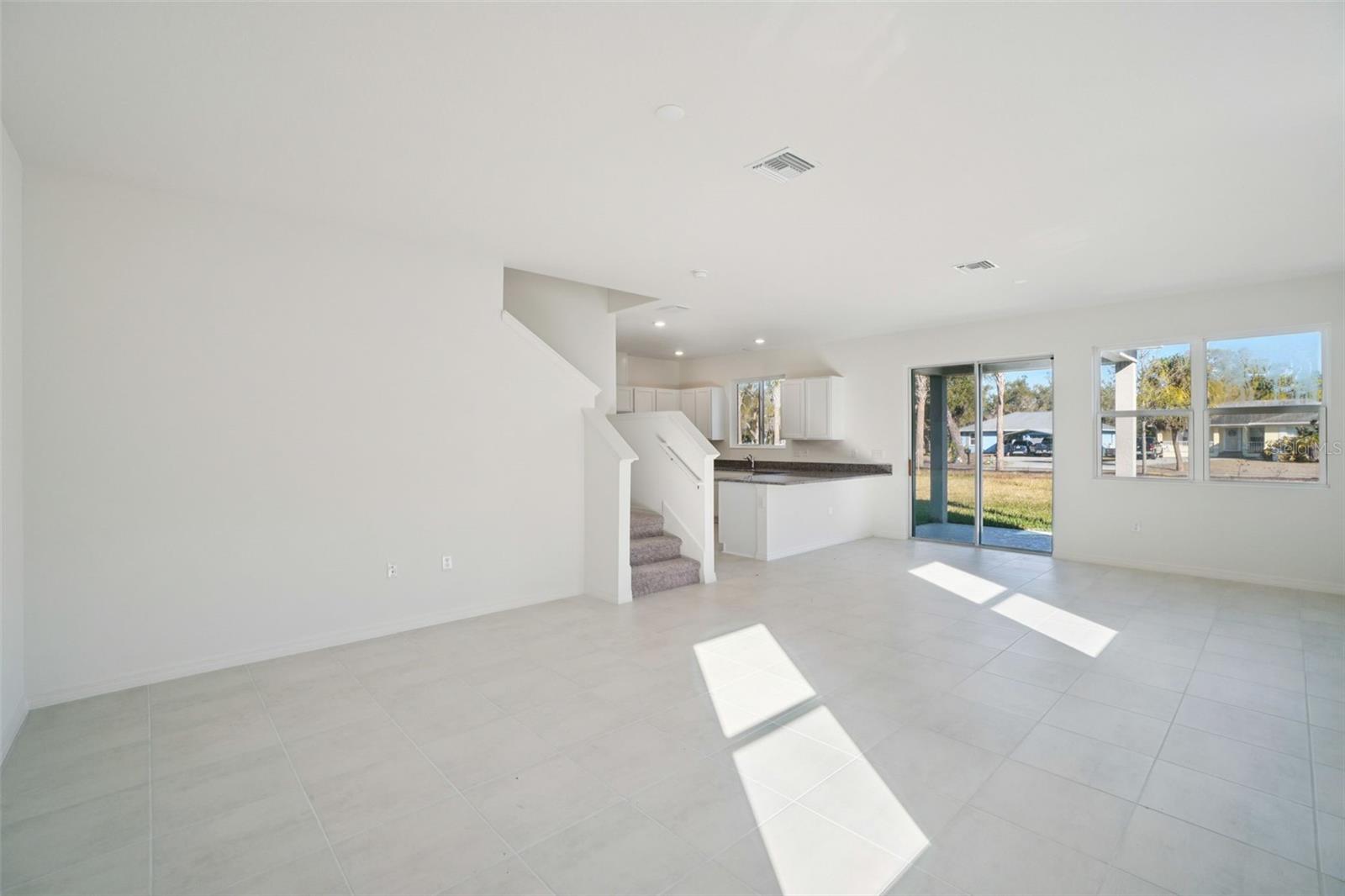3438 Canberra Pl Property Photo 4