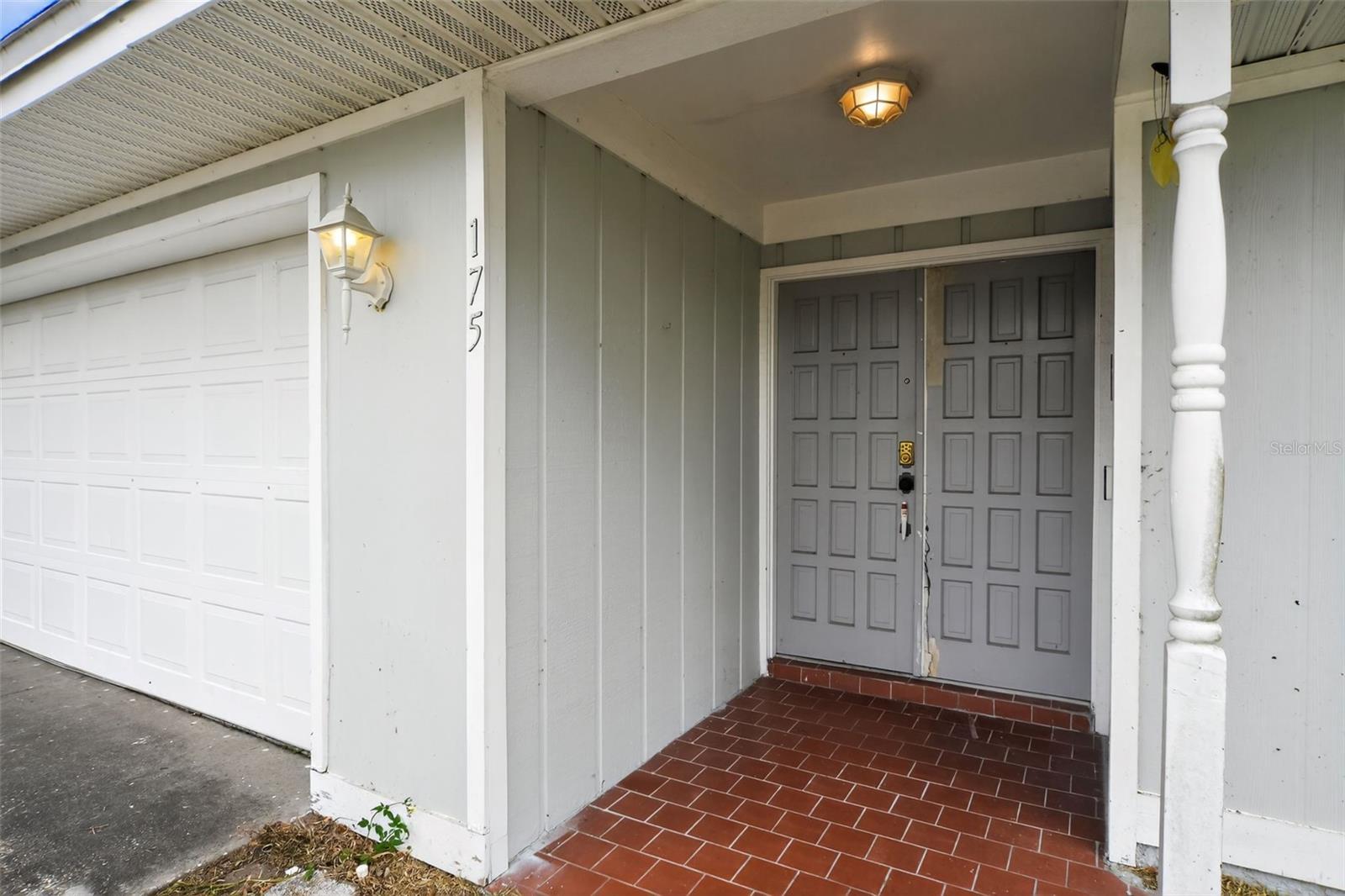 175 Sheridan Ave Property Photo 2