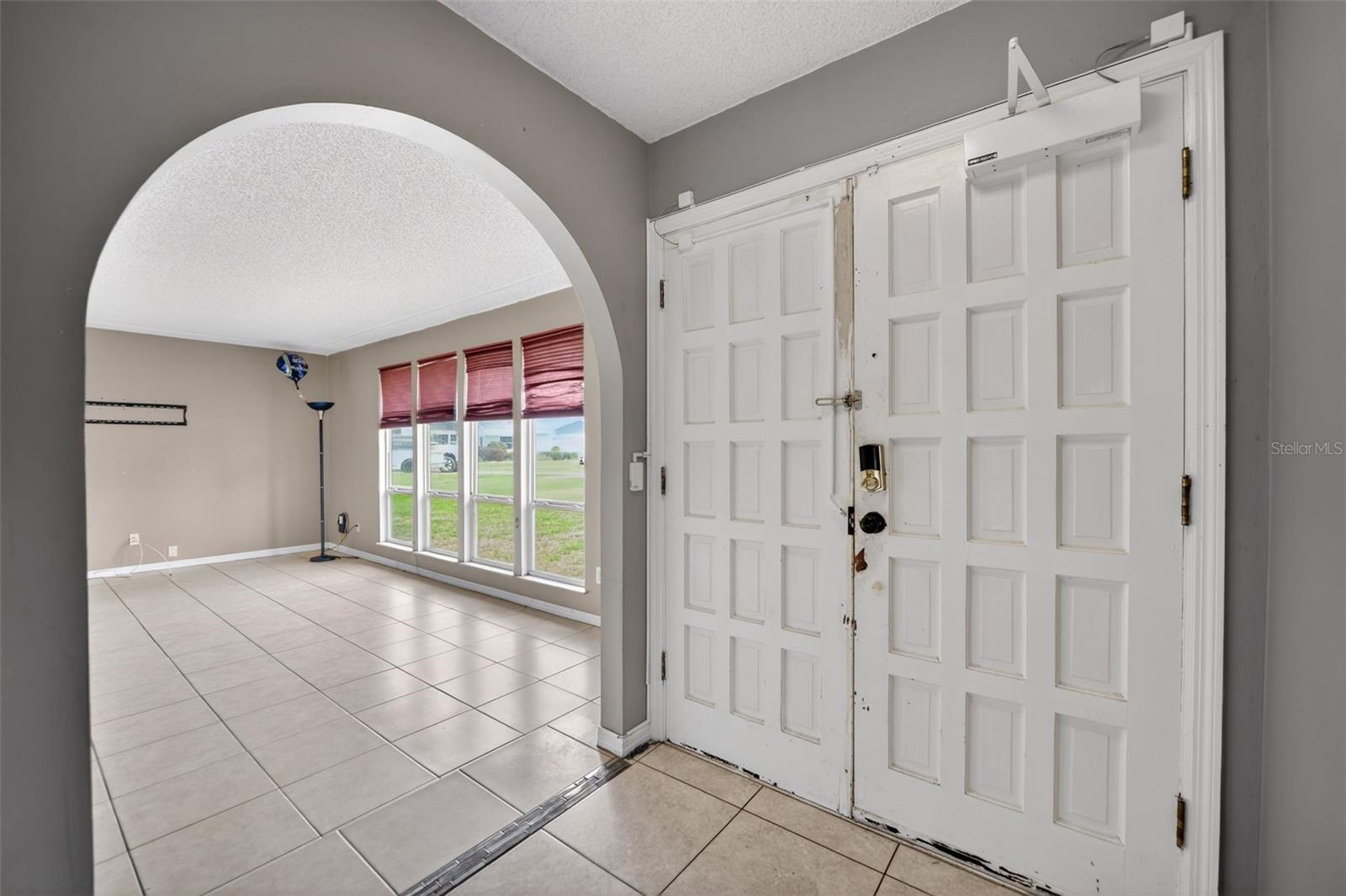 175 Sheridan Ave Property Photo 3