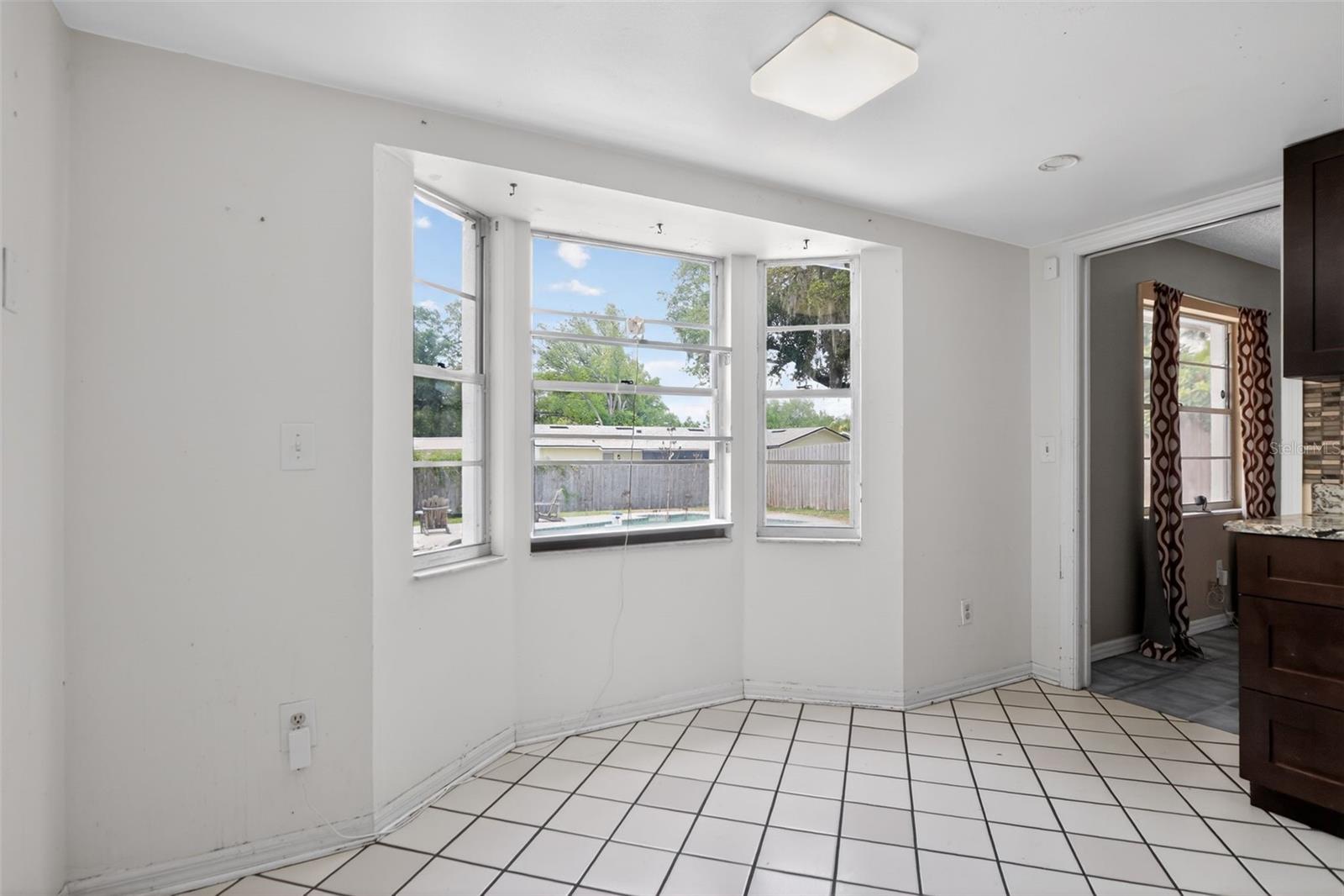 175 Sheridan Ave Property Photo 8