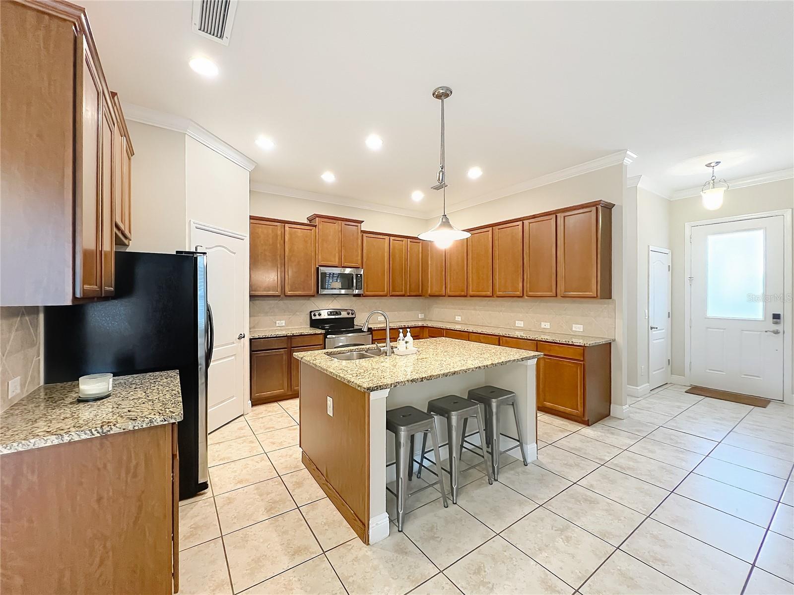 8461 Greider Way Property Photo 10