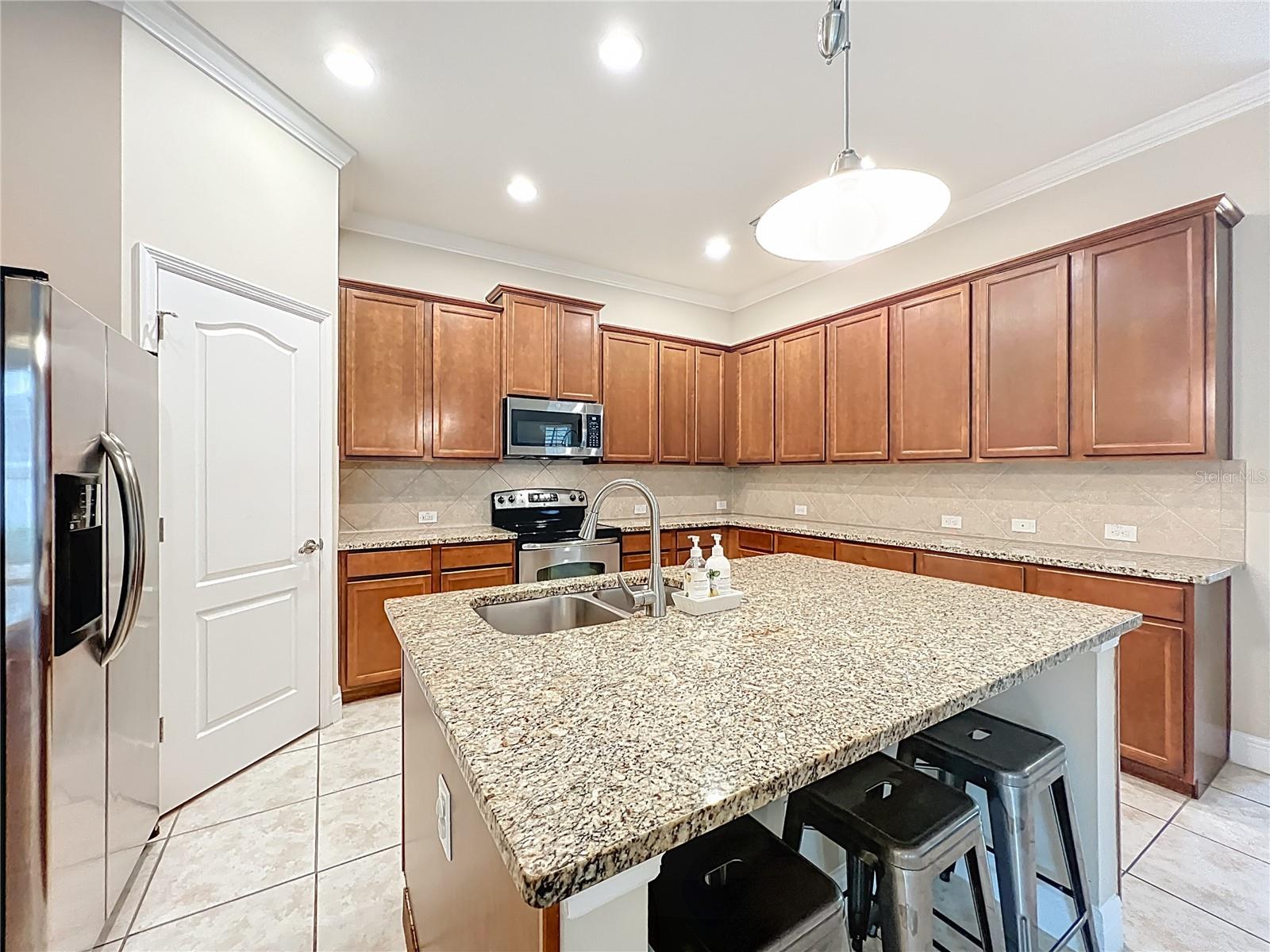 8461 Greider Way Property Photo 12