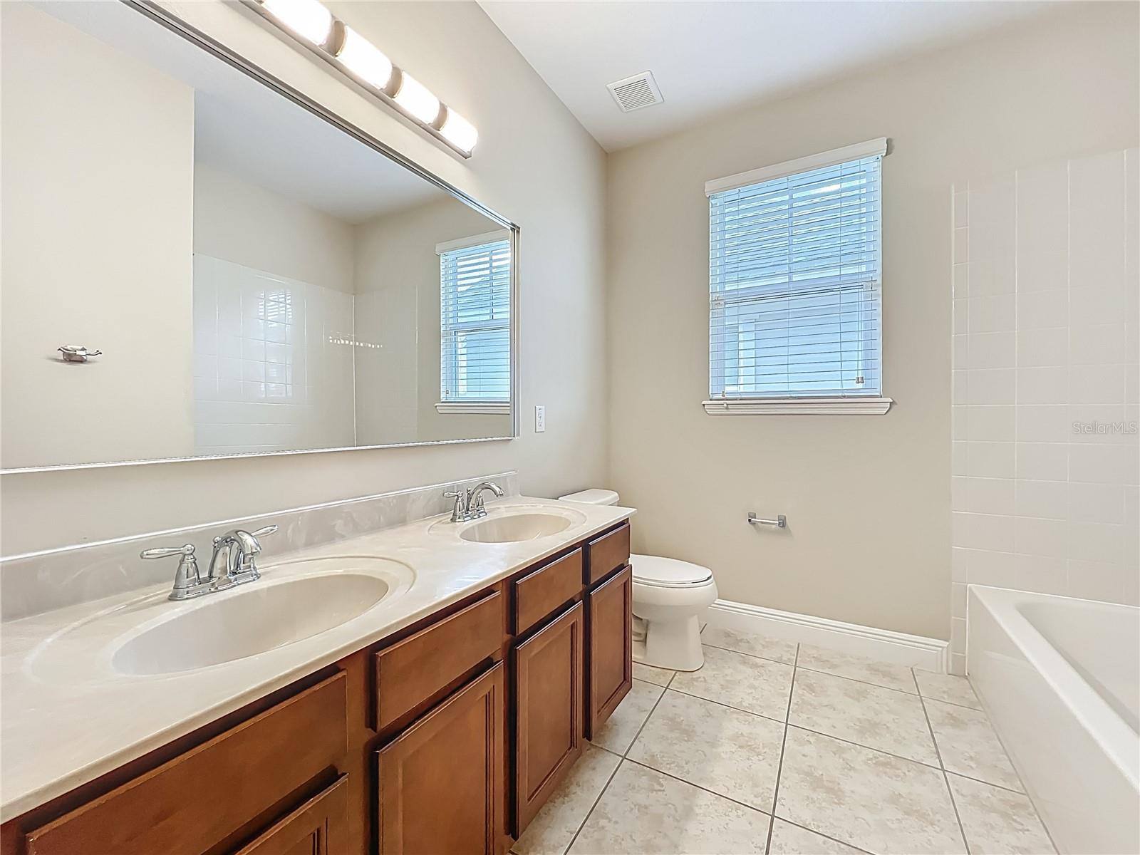 8461 Greider Way Property Photo 37