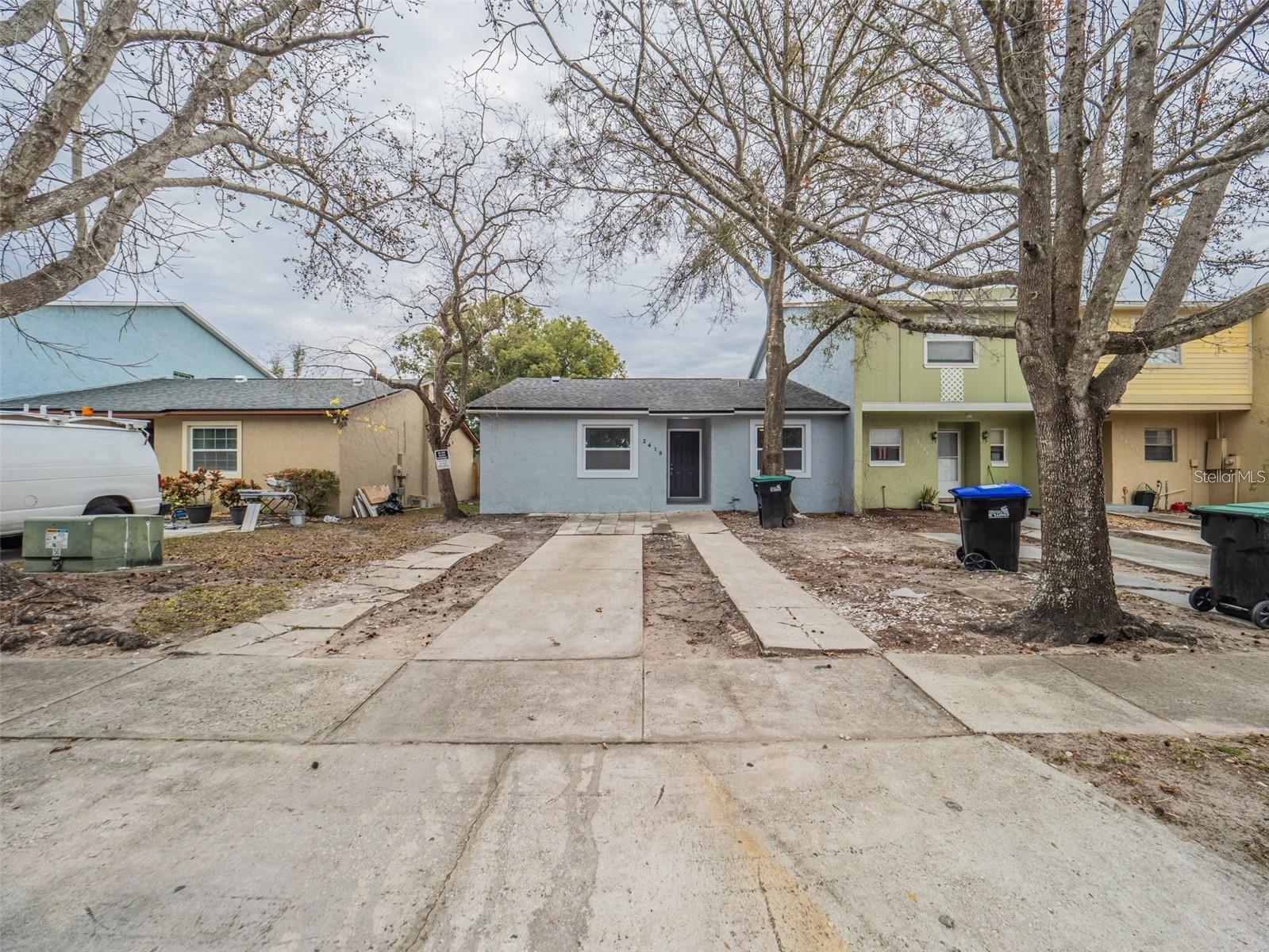 2419 Rio Pinar Lakes Blvd Property Photo 3